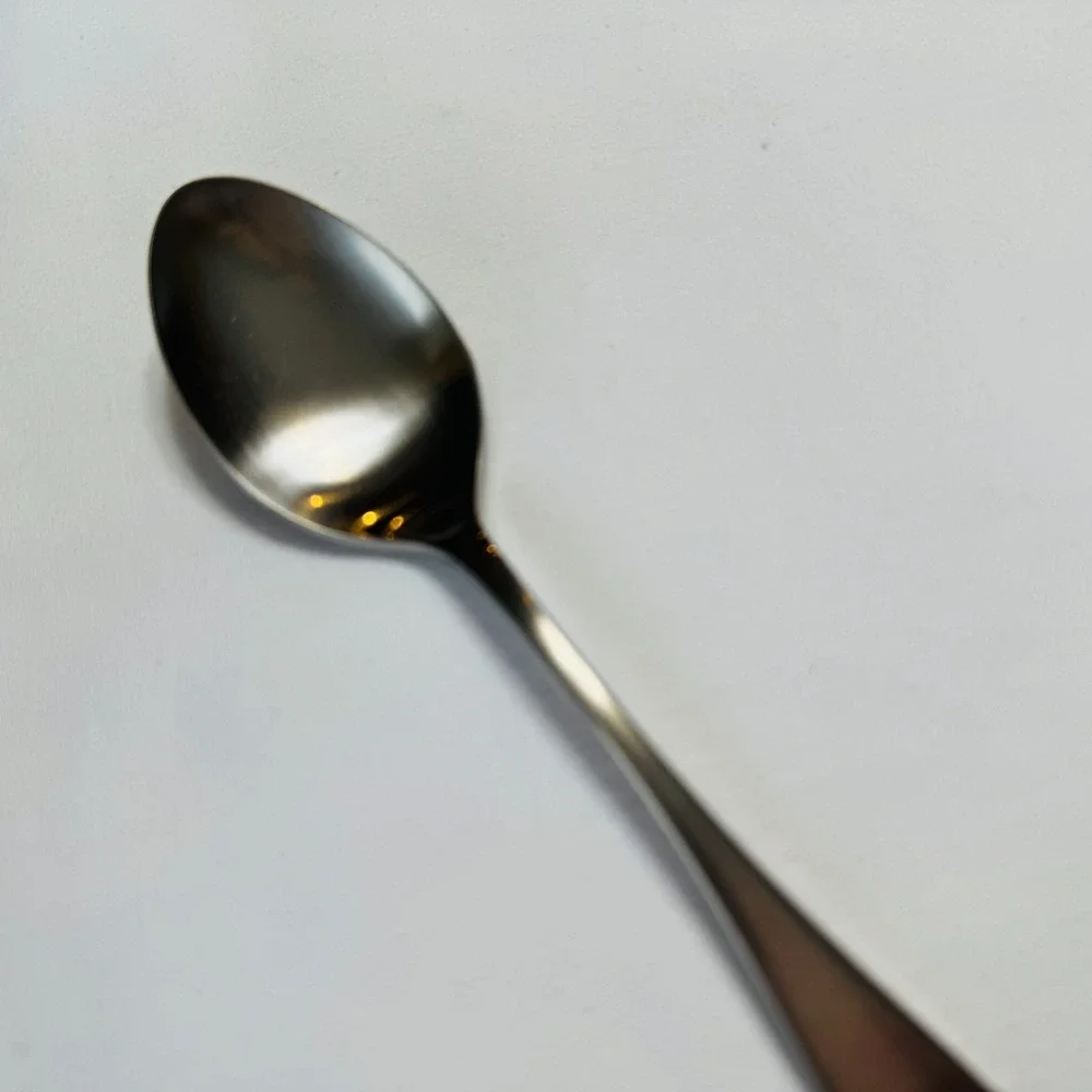 Oneida OMNI Stainless Flatware One Teaspoon Satin Heirloom Cube Mark